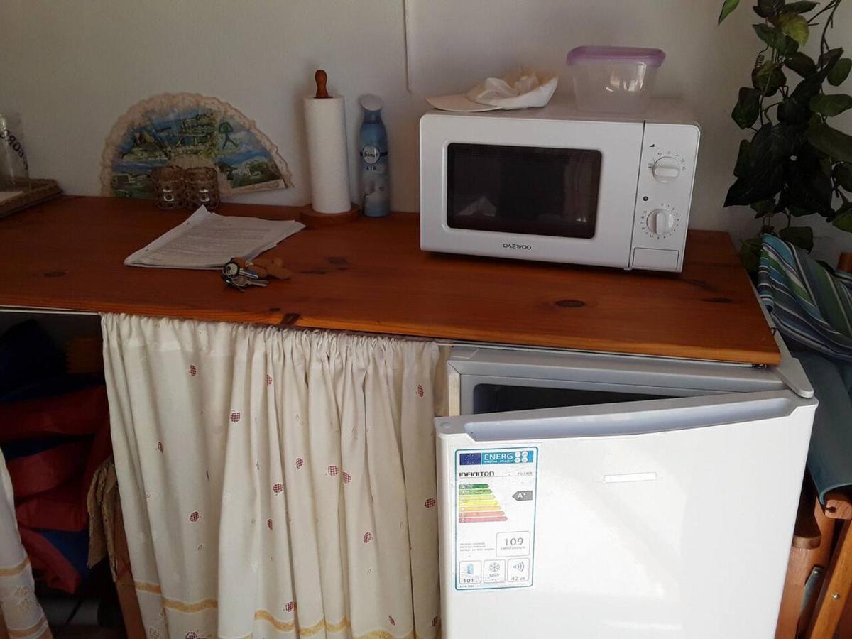 2-Bed Apartment - Sleeps 3 - Parking - Near Albox Ngoại thất bức ảnh